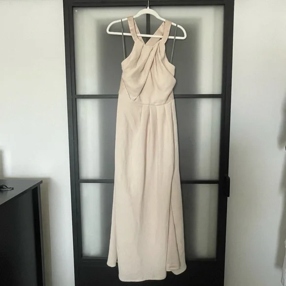 Dresses | Vera Wang Bridesmaid Dress Champagne Nude Satin Hater | Poshmark Dresses | Vera Wang Bridesmaid Dress Champagne Nude Satin Hater | Poshmark